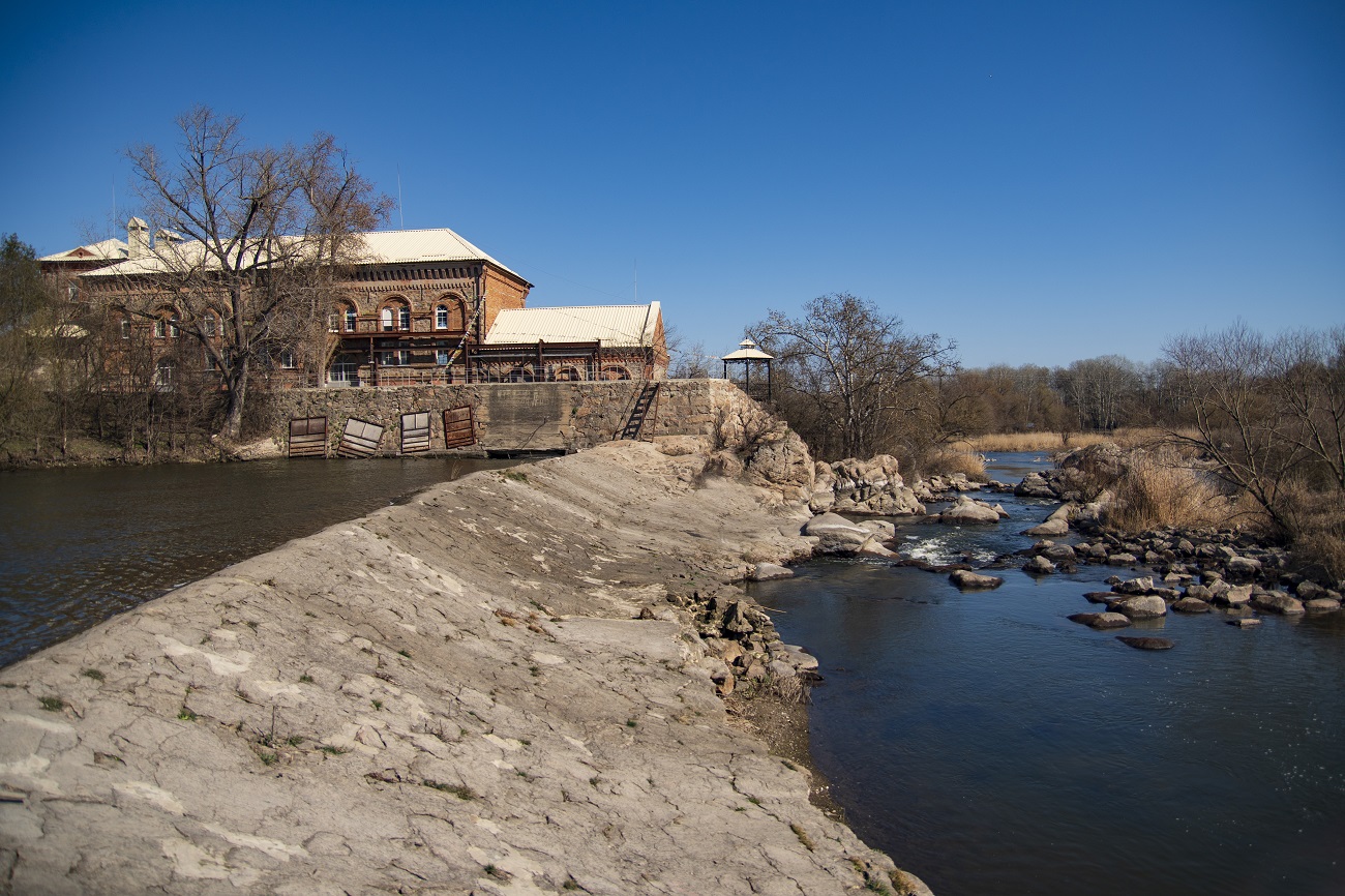 "Гранитное сердце" юга Украины: живописная локация для идеальной весенней поездки